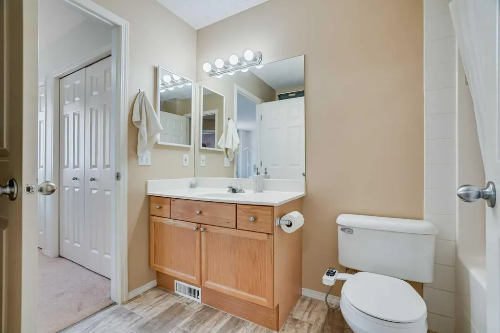 950 Arbour Lake Road NW Calgary AB T3G 5B3