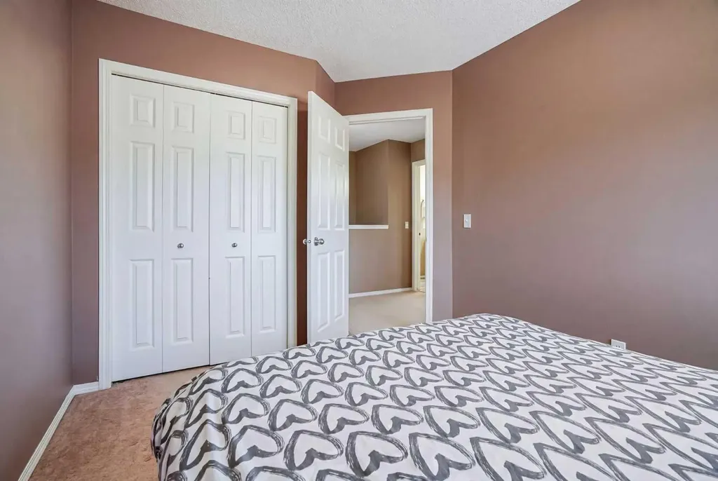 950 Arbour Lake Road NW Calgary AB T3G 5B3