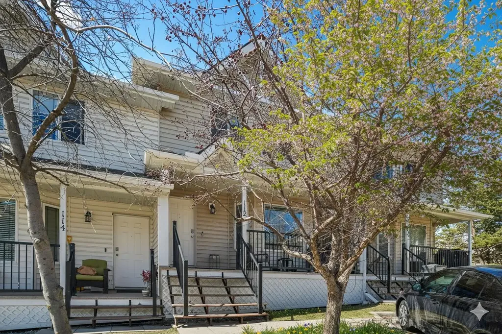 950 Arbour Lake Road NW Calgary AB T3G 5B3