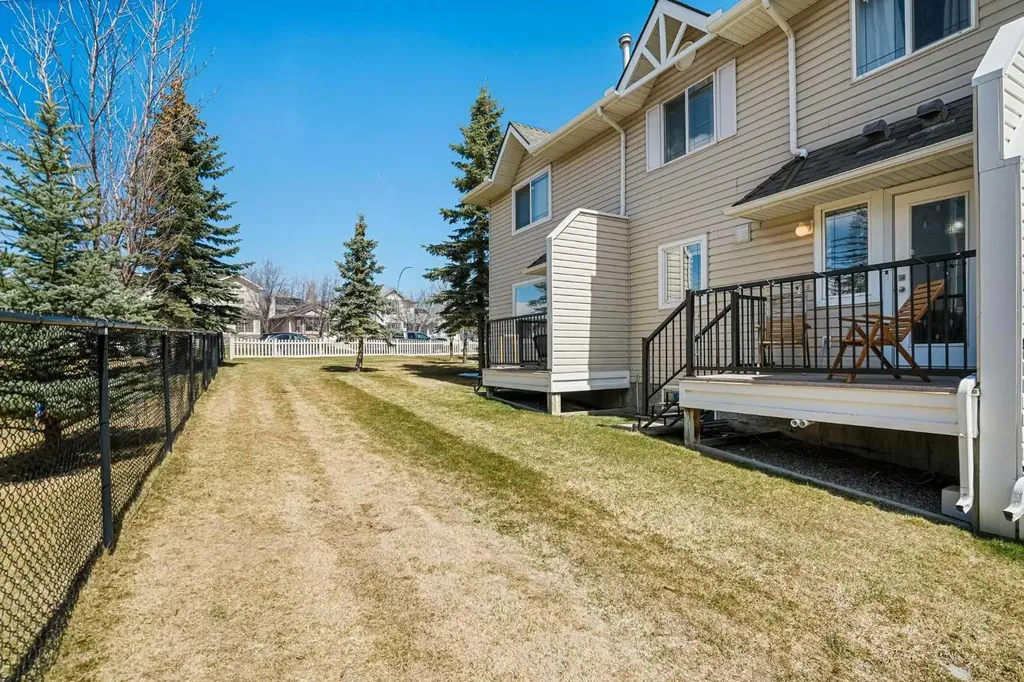 950 Arbour Lake Road NW Calgary AB T3G 5B3