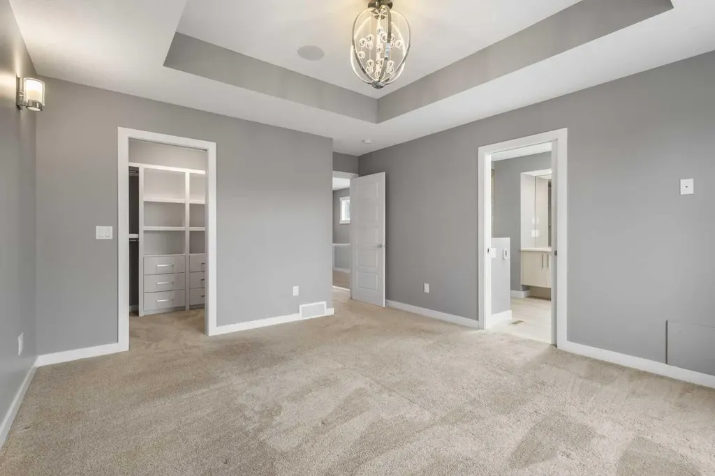 4905 21 Avenue NW Calgary AB T3B 0X1