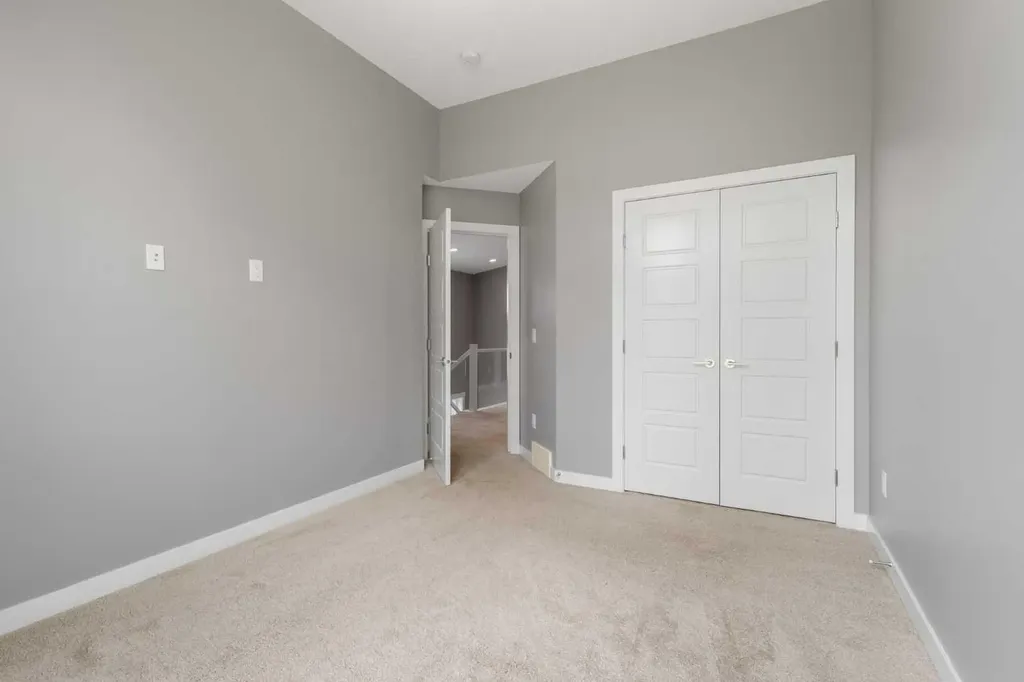 4905 21 Avenue NW Calgary AB T3B 0X1