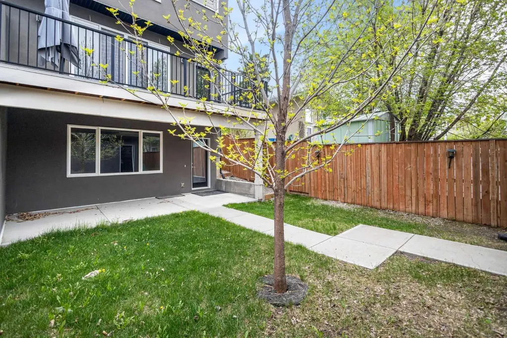 4905 21 Avenue NW Calgary AB T3B 0X1
