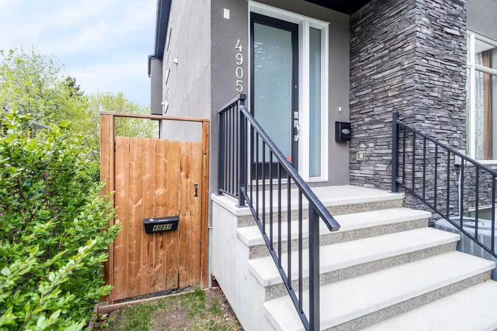 4905 21 Avenue NW Calgary AB T3B 0X1
