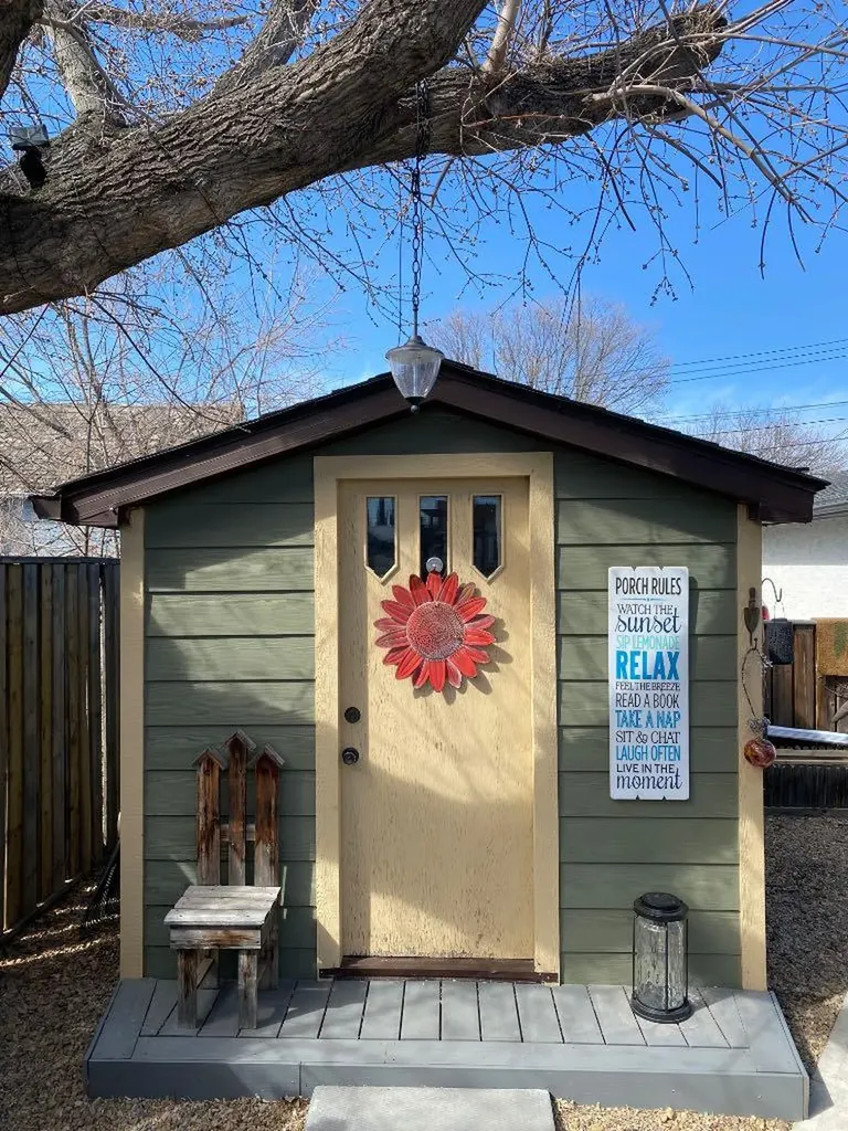 110 5th Avenue E Hanna AB T0J 1P0