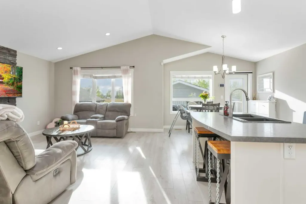 5626 Prairie Ridge Blackfalds AB T4M 0B5