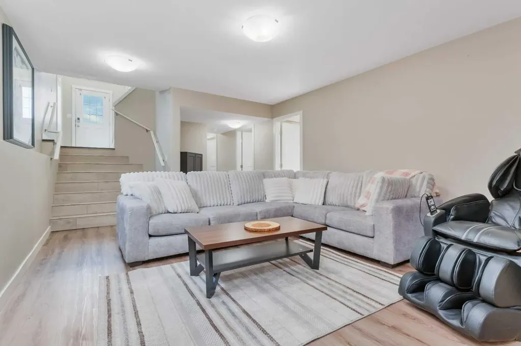 5626 Prairie Ridge Blackfalds AB T4M 0B5