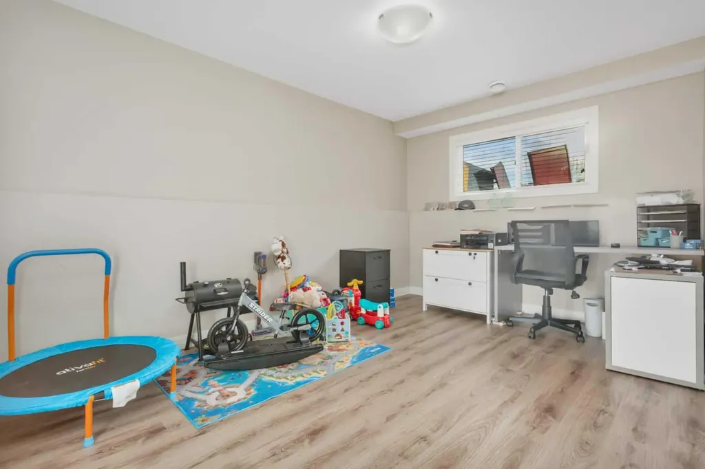 5626 Prairie Ridge Blackfalds AB T4M 0B5