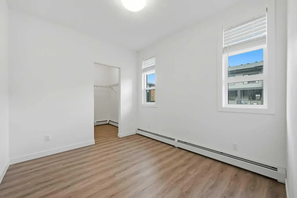 55 Lucas Way NW Calgary AB T3P 2C7