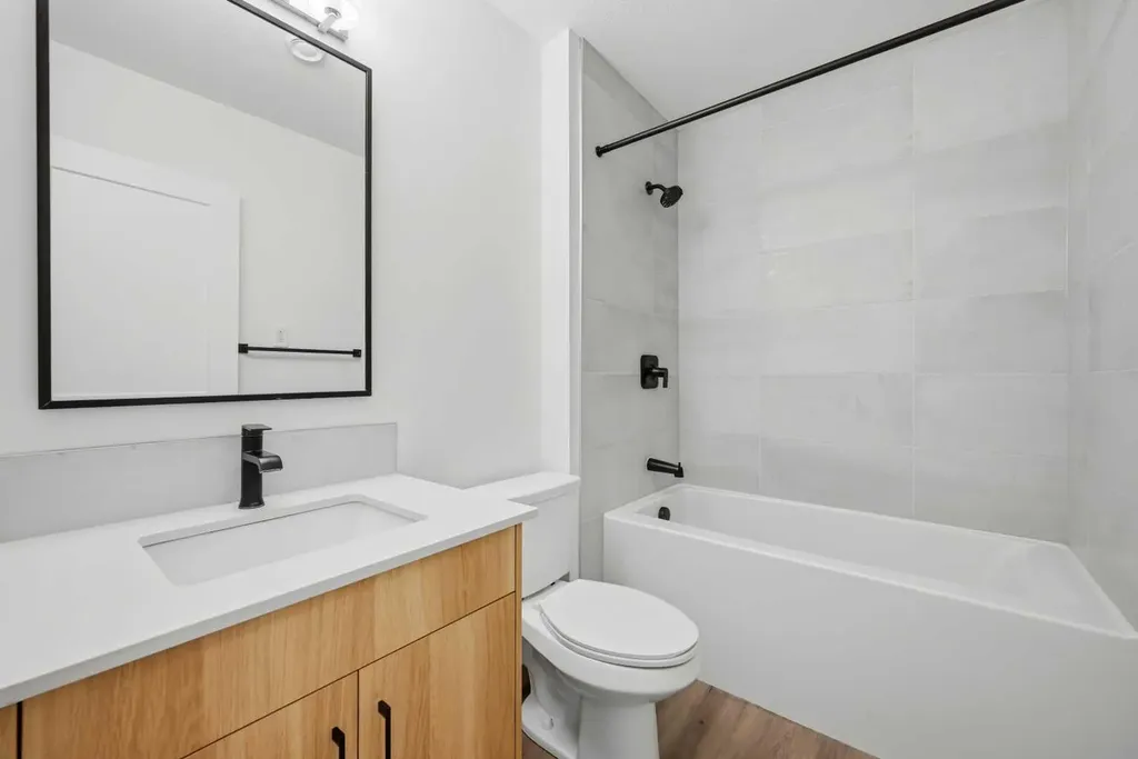 55 Lucas Way NW Calgary AB T3P 2C7