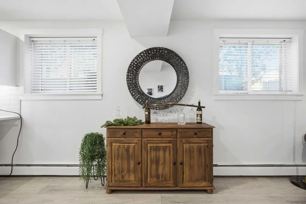 2221 14 Street SW Calgary AB T2T 3T2