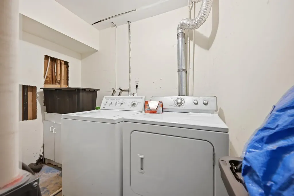 54 Pennsburg Way SE Calgary AB t2A 2J5