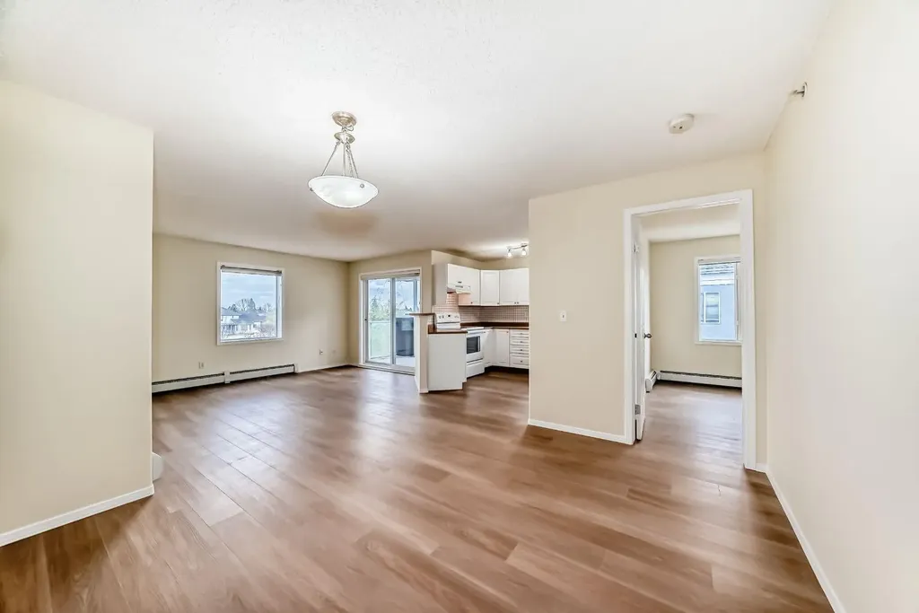 2280 68 Street NE Calgary AB T1Y 7M1