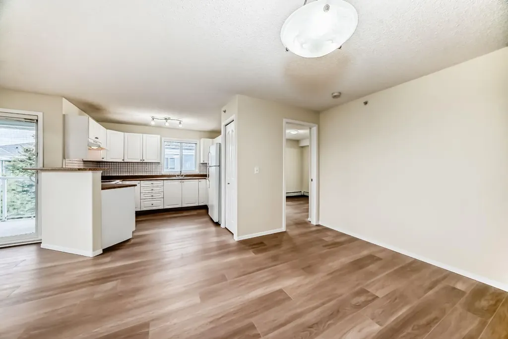 2280 68 Street NE Calgary AB T1Y 7M1