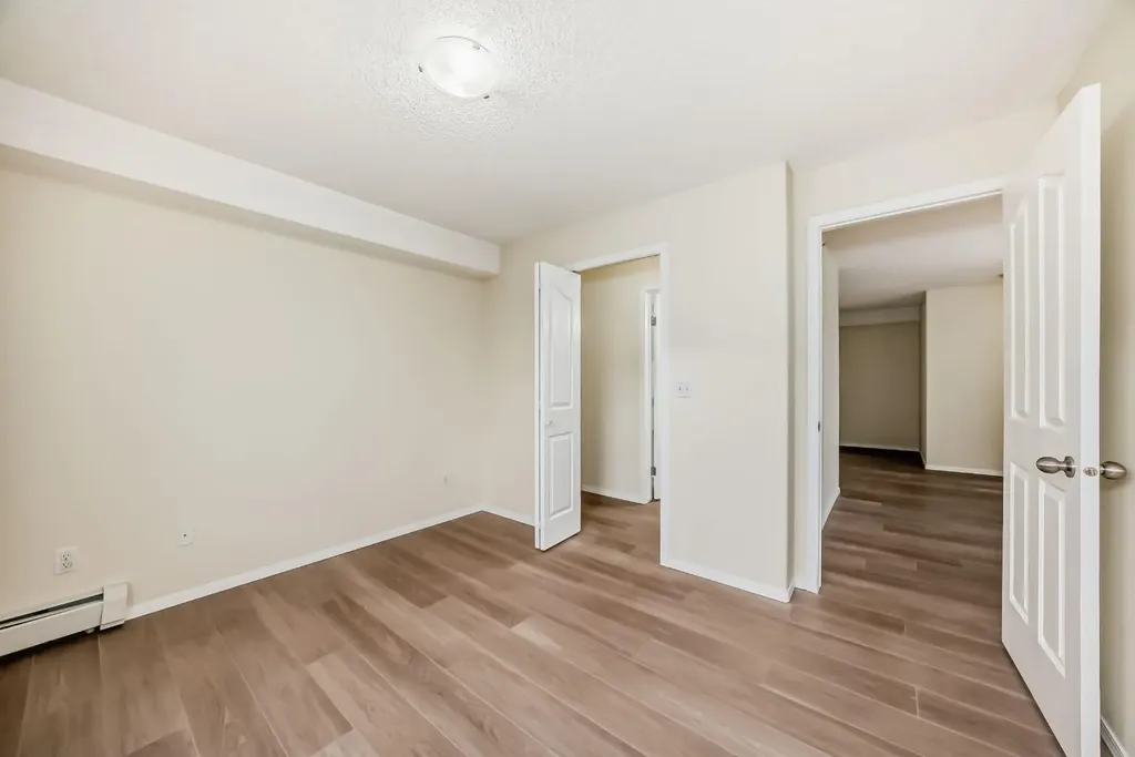 2280 68 Street NE Calgary AB T1Y 7M1