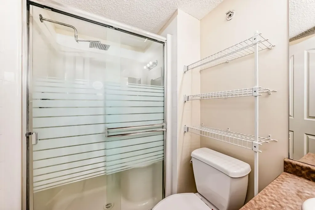 2280 68 Street NE Calgary AB T1Y 7M1