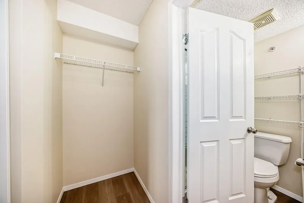 2280 68 Street NE Calgary AB T1Y 7M1