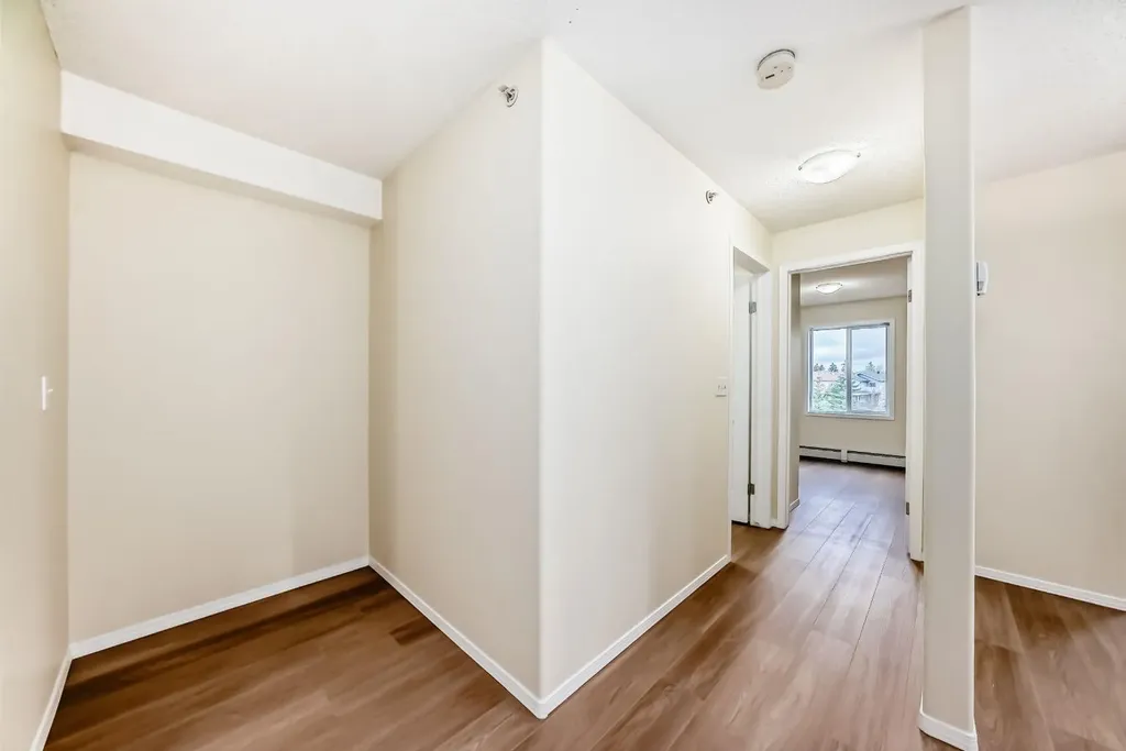 2280 68 Street NE Calgary AB T1Y 7M1