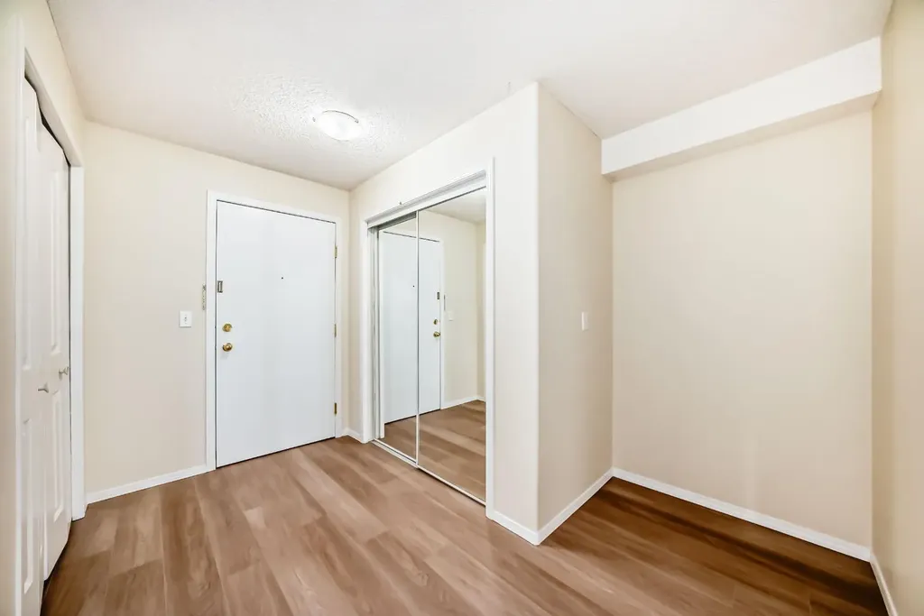 2280 68 Street NE Calgary AB T1Y 7M1