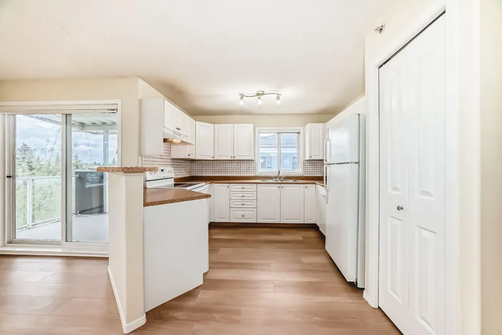 2280 68 Street NE Calgary AB T1Y 7M1