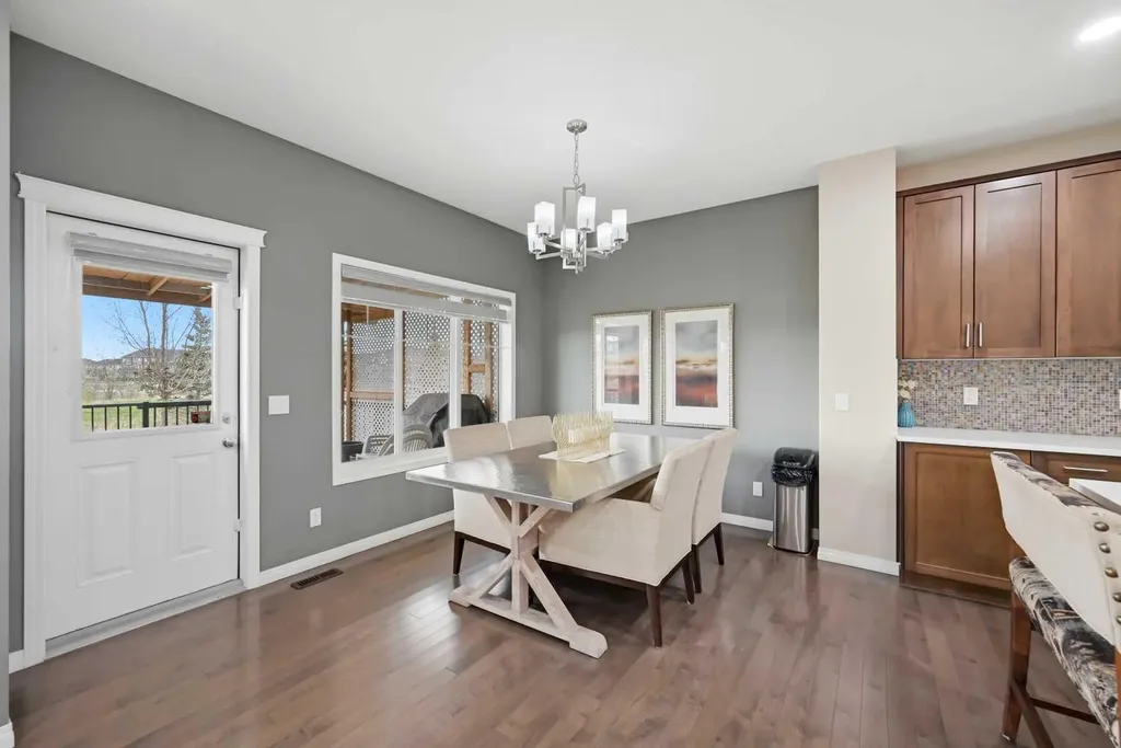 156 Skyview Shores Manor NE Calgary AB T3N 1B4