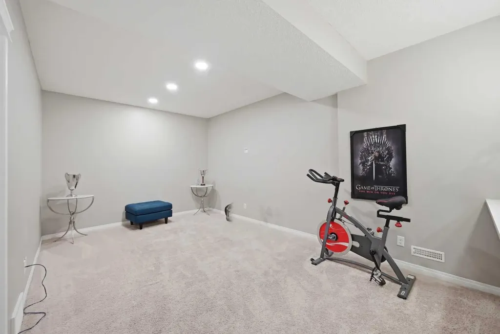 156 Skyview Shores Manor NE Calgary AB T3N 1B4