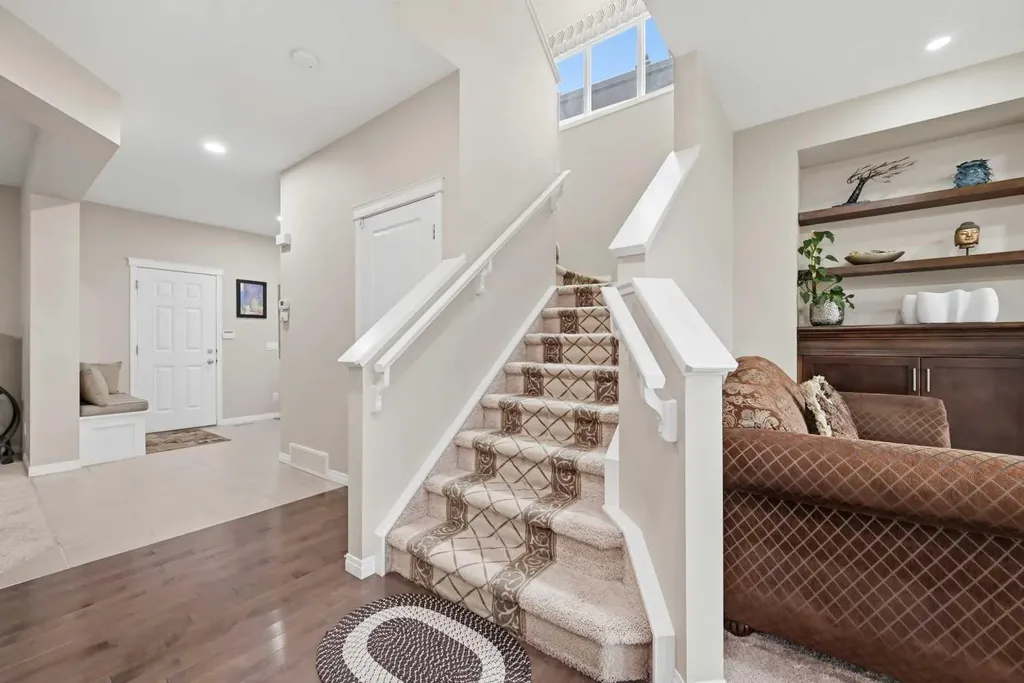 156 Skyview Shores Manor NE Calgary AB T3N 1B4