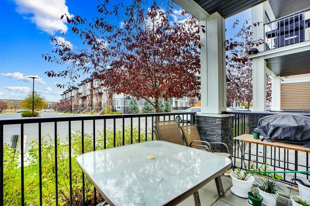 30 Walgrove Walk SE Calgary AB T2X 4M9