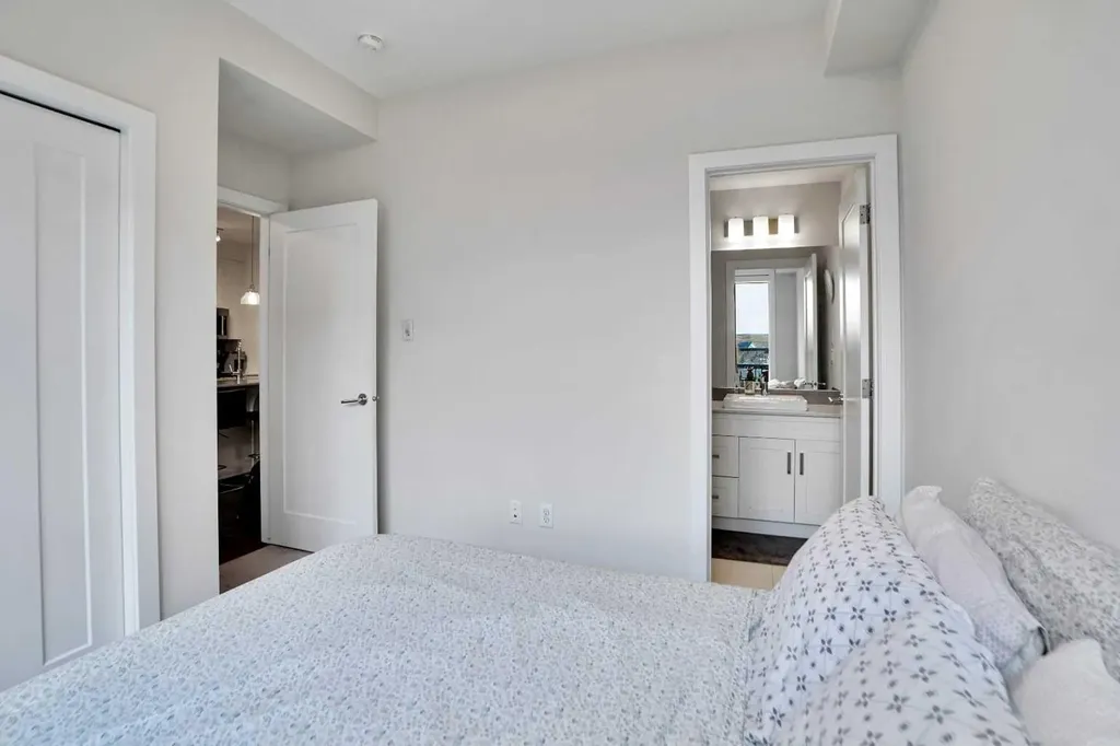 30 Walgrove Walk SE Calgary AB T2X 4M9