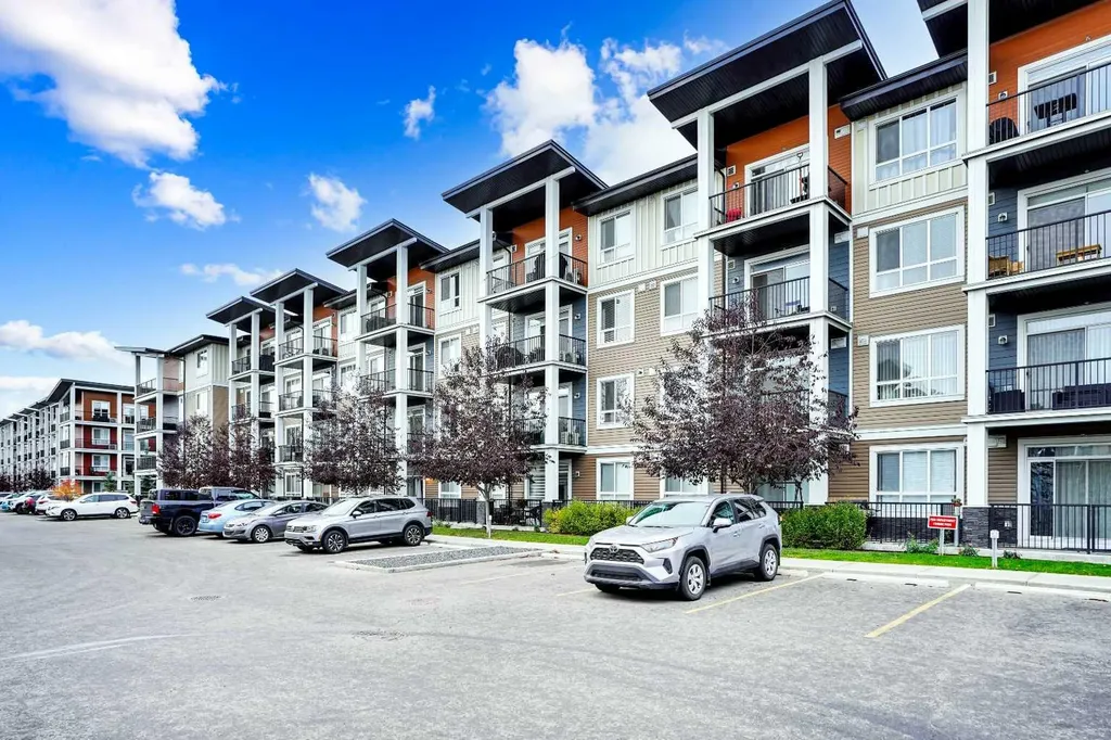 30 Walgrove Walk SE Calgary AB T2X 4M9