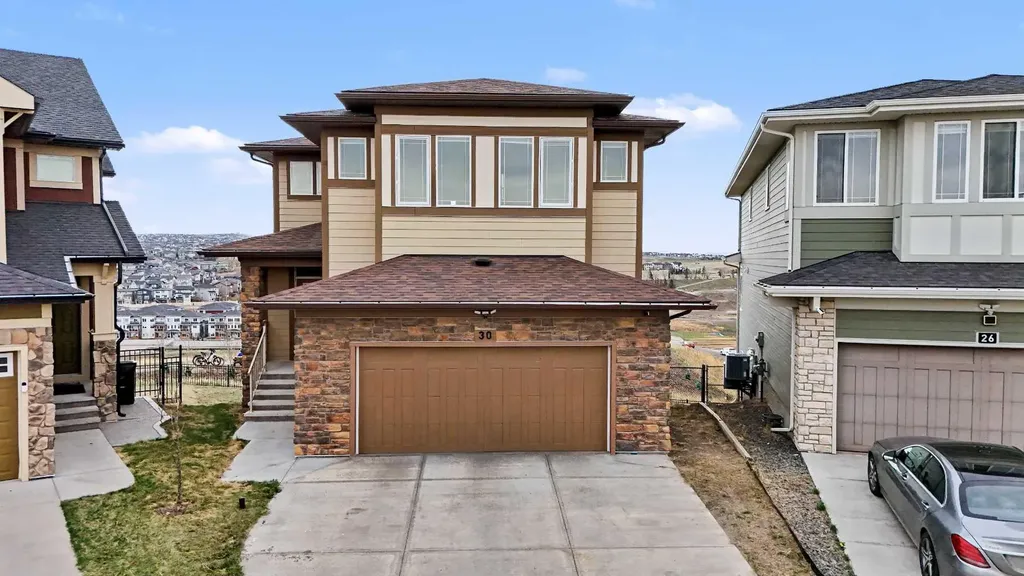 30 Evansborough View NW Calgary AB T3P 0R2