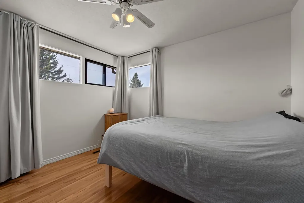 4904 58 Street Camrose AB T4V 2G4