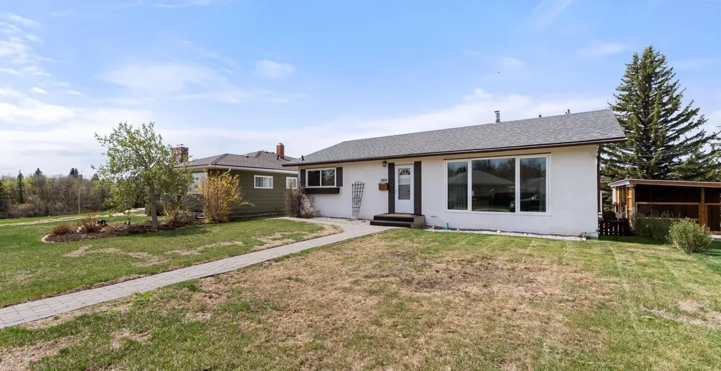 4904 58 Street Camrose AB T4V 2G4