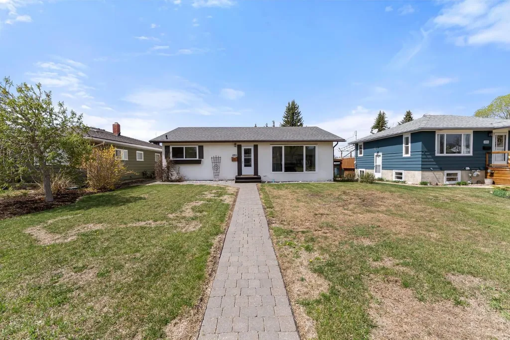 4904 58 Street Camrose AB T4V 2G4