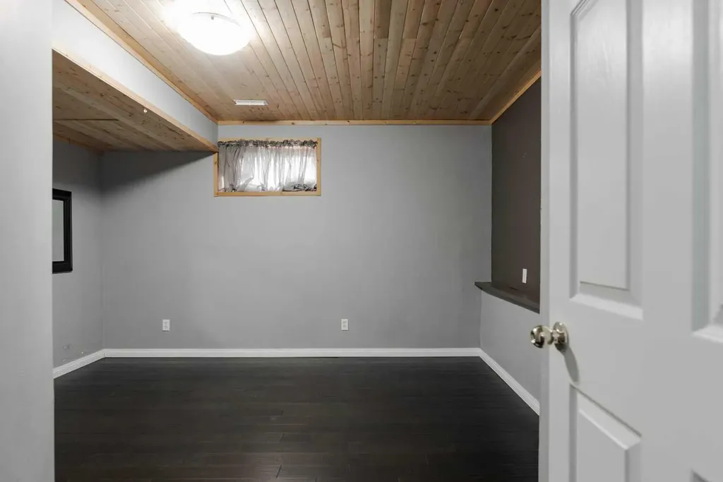 181 Waniandy Way Fort Mcmurray AB T9H 5L8
