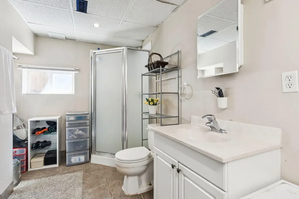 7417 24 Street SE Calgary AB T2C 0Y7