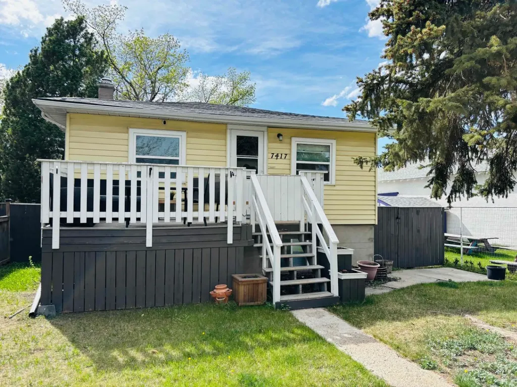 7417 24 Street SE Calgary AB T2C 0Y7