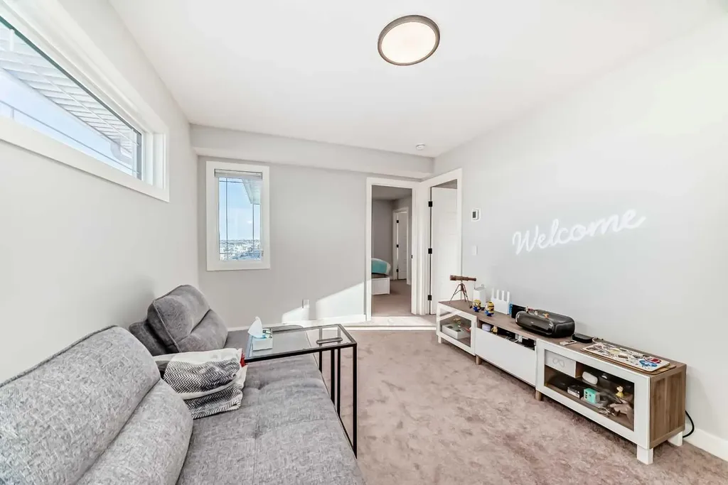47 Amblefield Grove NW Calgary AB T3P 2B7