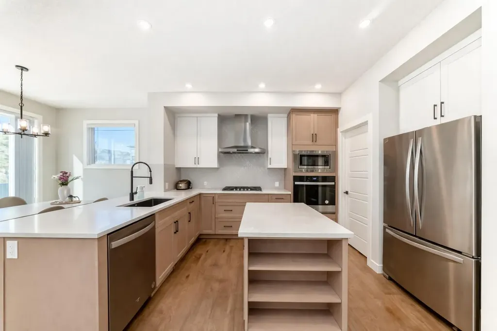 47 Amblefield Grove NW Calgary AB T3P 2B7