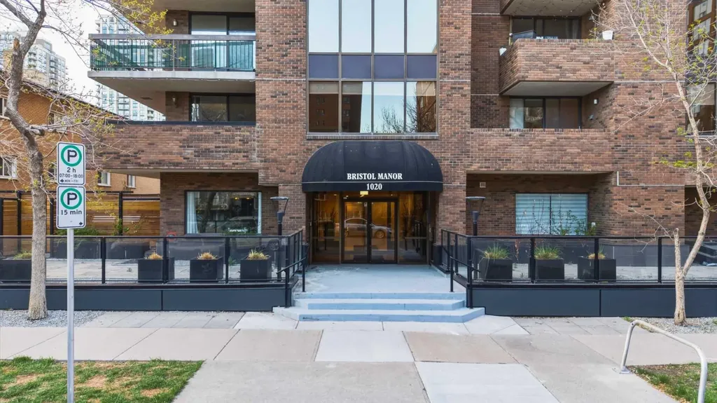 1020 14 Avenue SW Calgary AB T2P 0P1