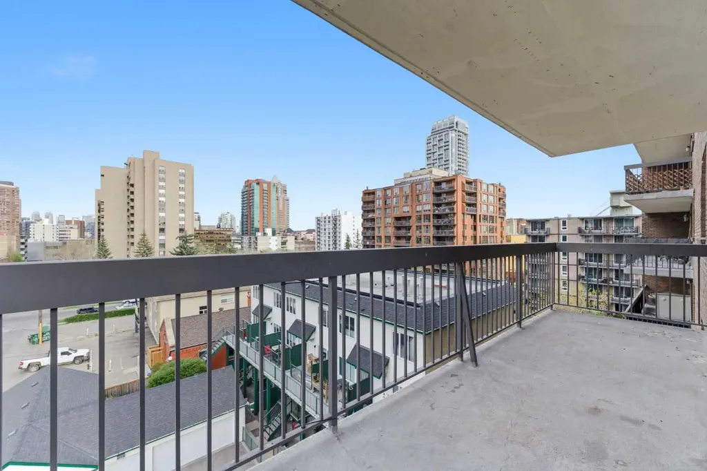 1020 14 Avenue SW Calgary AB T2P 0P1