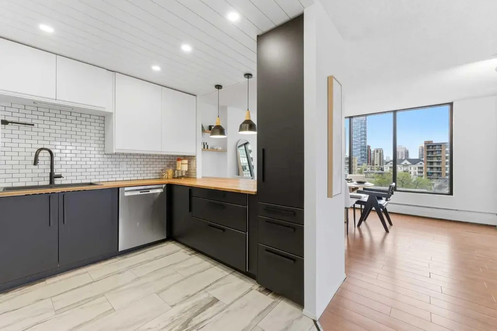 1020 14 Avenue SW Calgary AB T2P 0P1