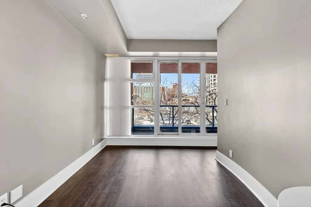 205 Riverfront Avenue SW Calgary AB T2P 5K4
