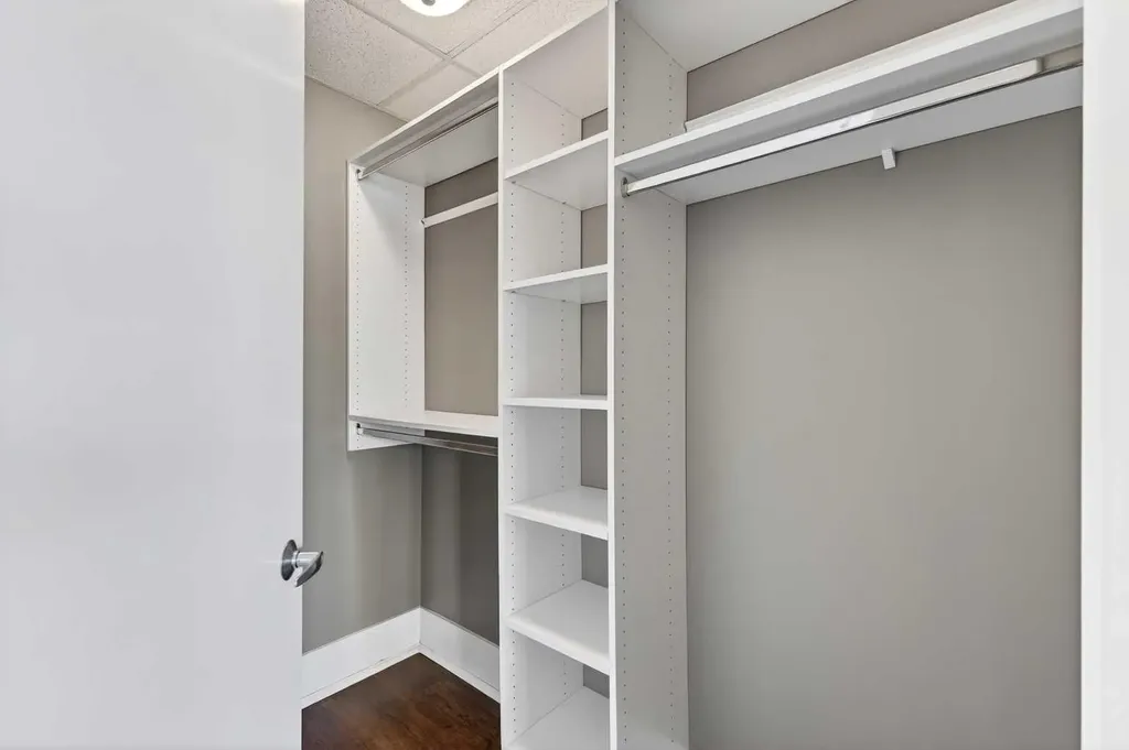 205 Riverfront Avenue SW Calgary AB T2P 5K4