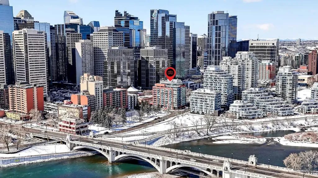 205 Riverfront Avenue SW Calgary AB T2P 5K4
