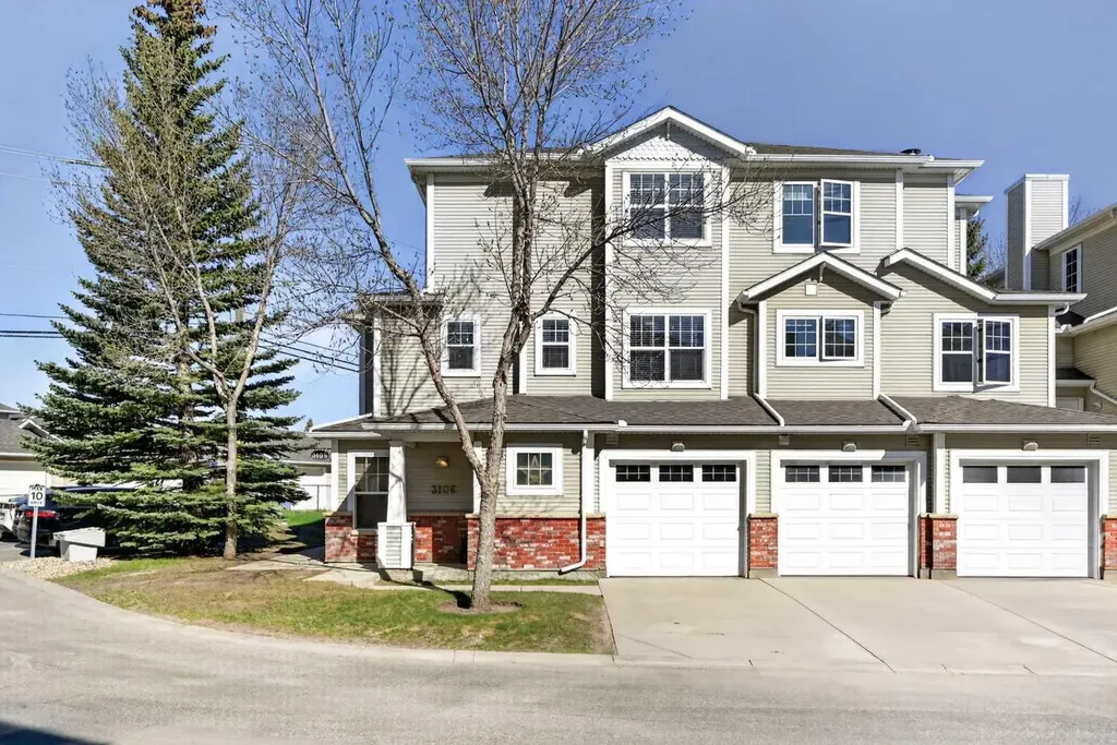 7171 Coach Hill Road SW Calgary AB T3H 3R7