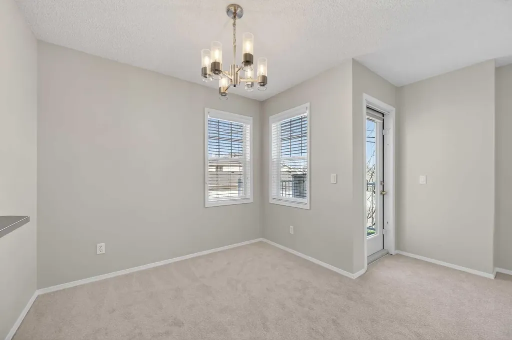 7171 Coach Hill Road SW Calgary AB T3H 3R7