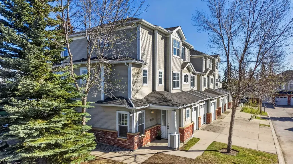 7171 Coach Hill Road SW Calgary AB T3H 3R7