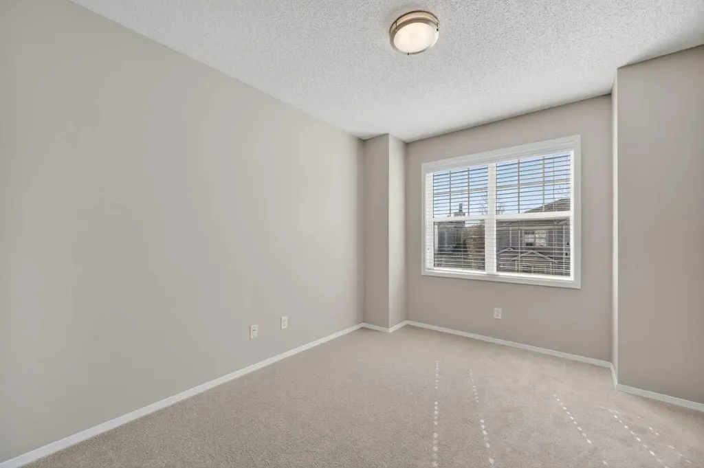 7171 Coach Hill Road SW Calgary AB T3H 3R7