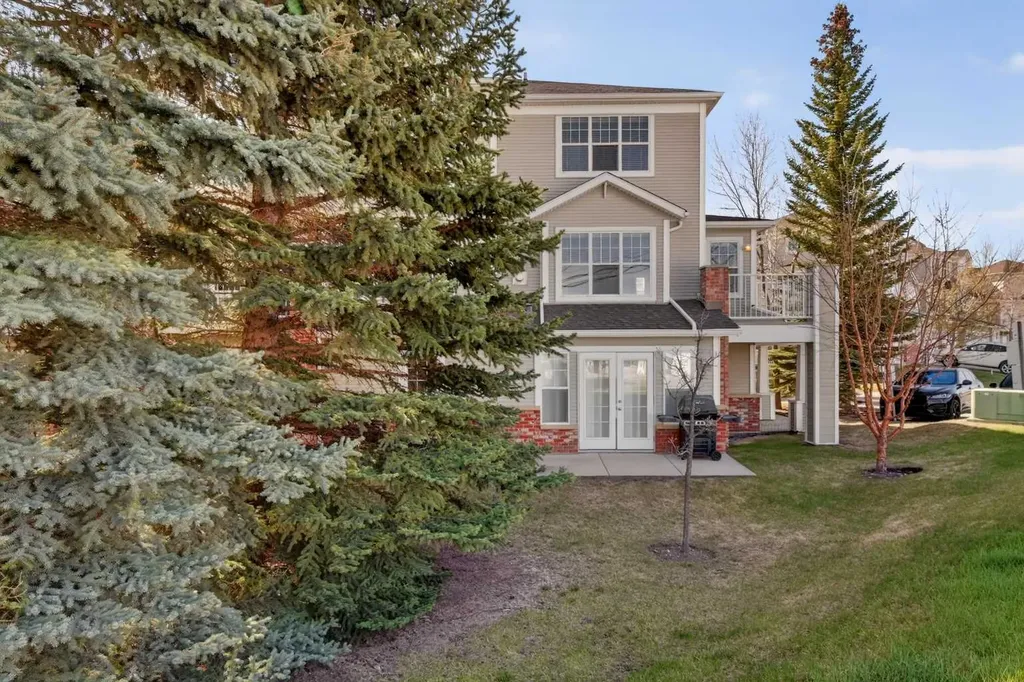 7171 Coach Hill Road SW Calgary AB T3H 3R7